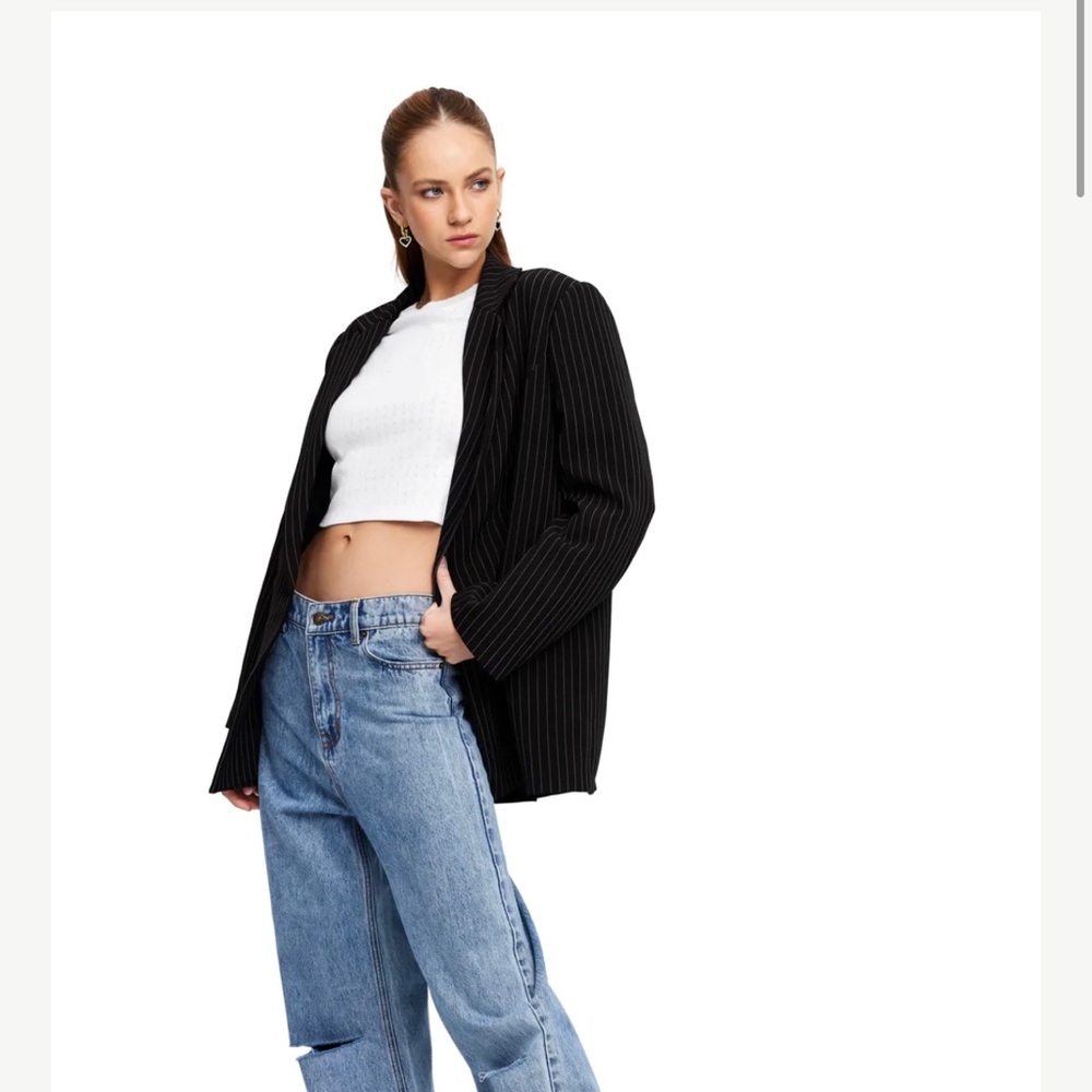 Lioness Official Oversized Pinstripe Blazer. NWT